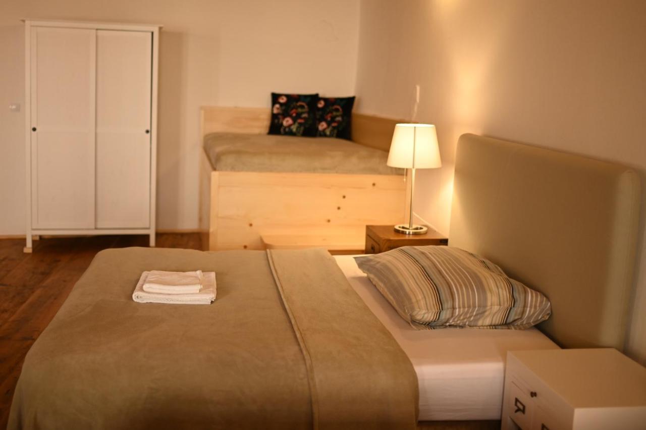 Bed&Bike Prachatice Buitenkant foto