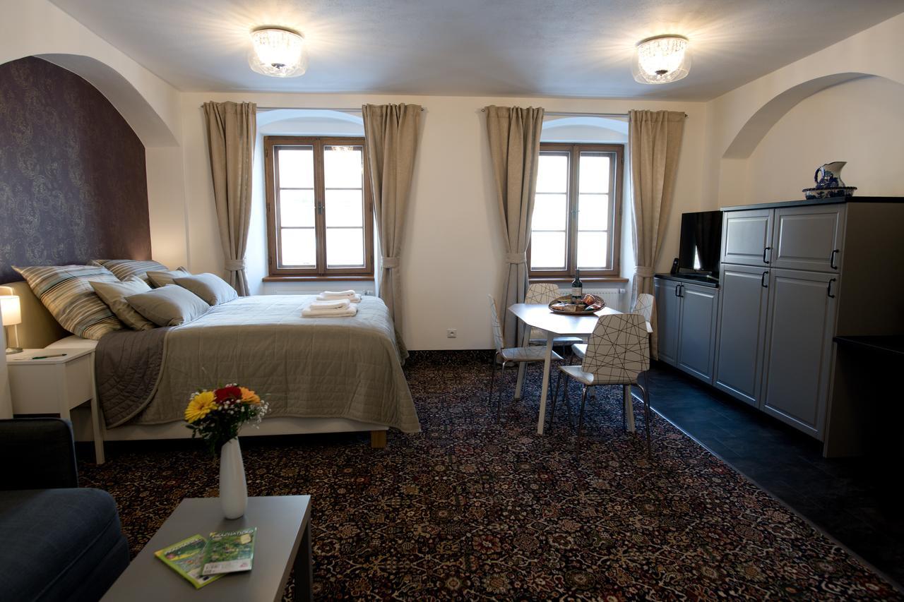 Bed&Bike Prachatice Buitenkant foto