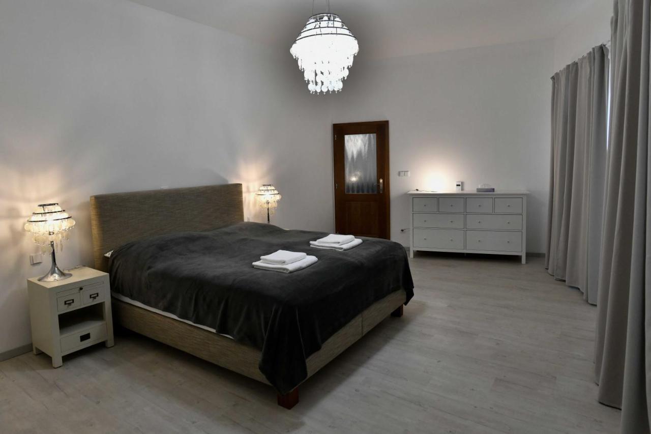 Bed&Bike Prachatice Buitenkant foto